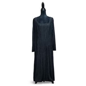 Women's Gothic Crinkle Long-Sleeve Solid Black Square Neck Maxi Dress Size 4XL